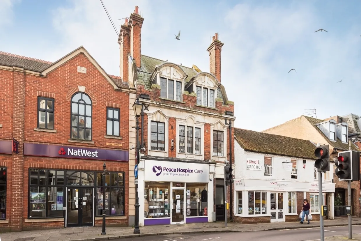 High Street Rickmansworth WD3 photo 9