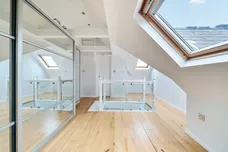 Welland Mews, Wapping, E1W photo 17