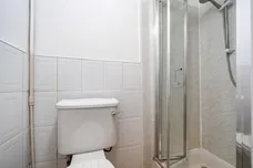 Finchley Road London NW3 photo 7