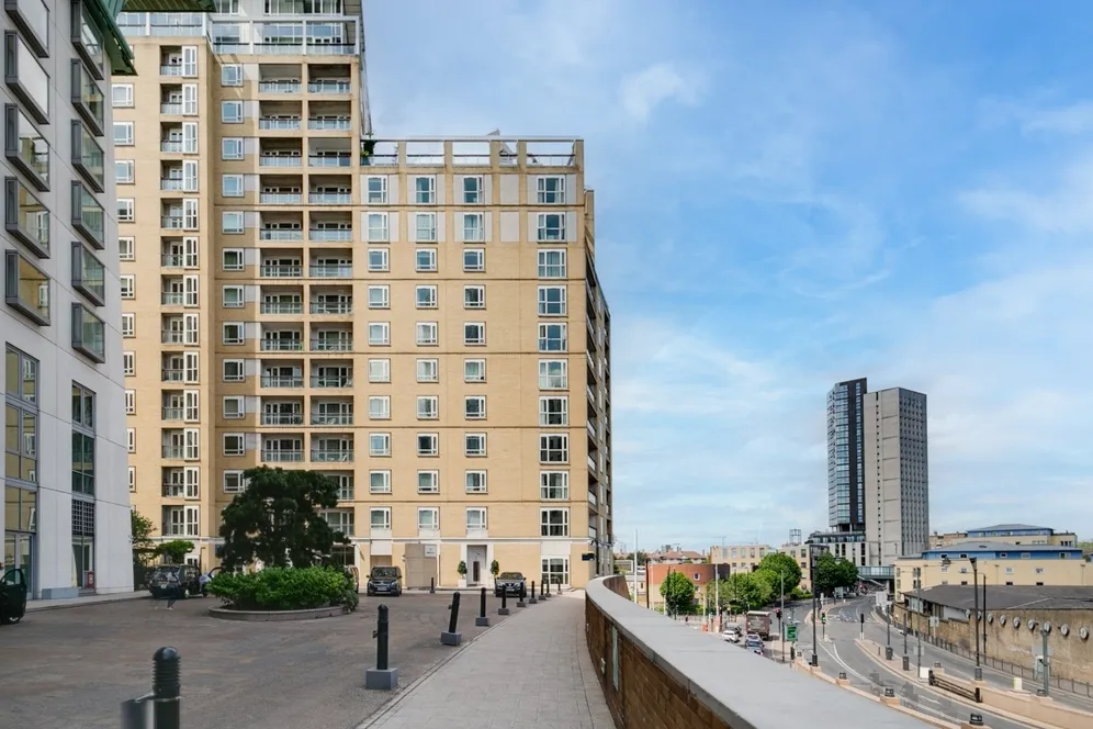 Westferry Circus, E14 photo 22