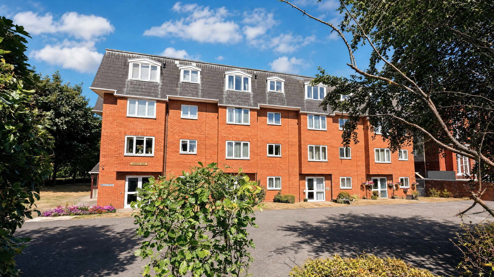 Cambridge Court, Southport, PR9 9PU Image 1