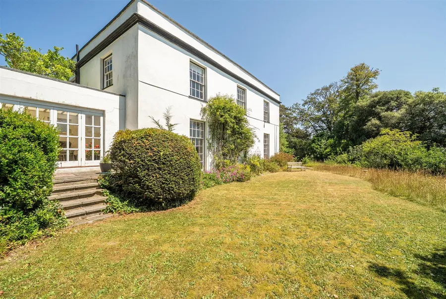 Property Image 25