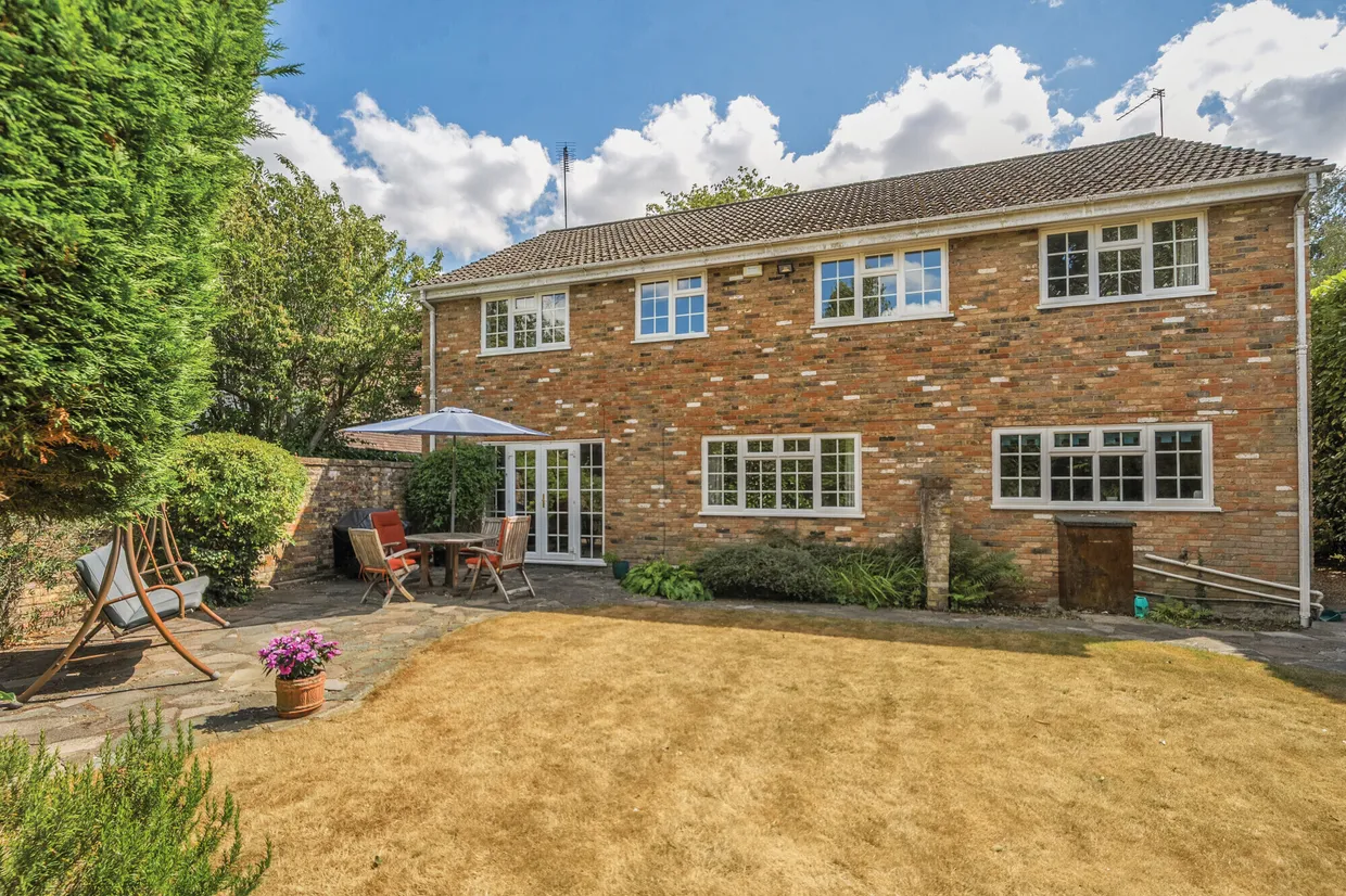 Blanefield, 2A Bois Avenue, Amersham, HP6 photo 2