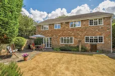 Blanefield, 2A Bois Avenue, Amersham, HP6 photo 2