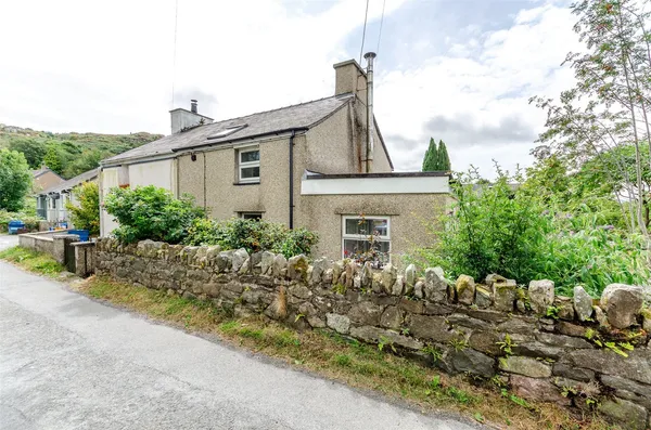 Clwt-y-Bont, Caernarfon, Gwynedd, LL55