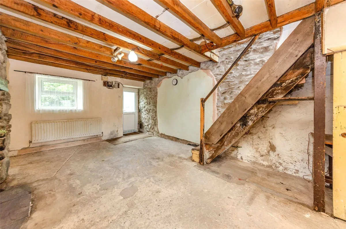 Clwt-y-Bont, Caernarfon, Gwynedd, LL55