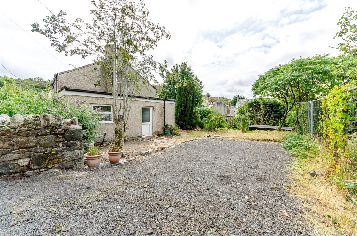 Clwt-y-Bont, Caernarfon, Gwynedd, LL55
