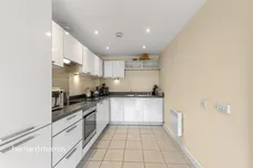 Lapis Close, London