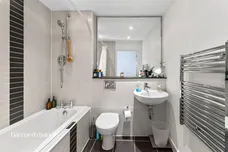 Lapis Close, London