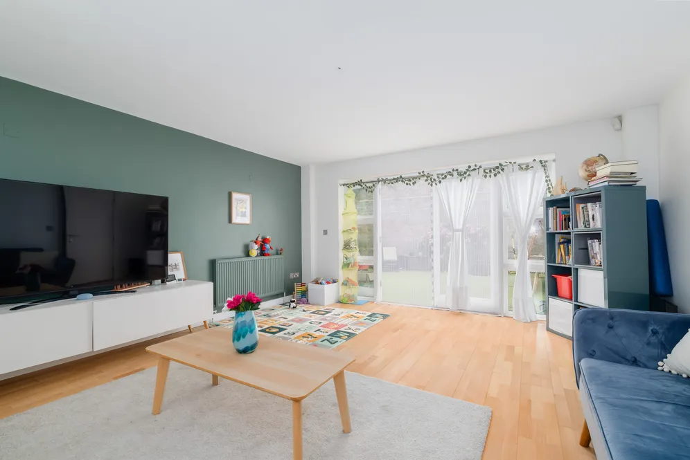 Catherine Grove, London, SE10 photo 3