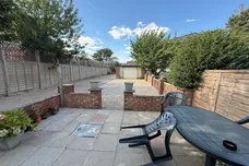 Therapia Lane, Croydon