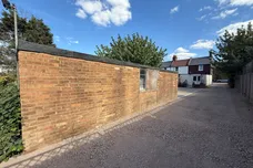 Therapia Lane, Croydon
