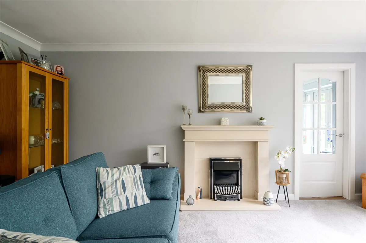 Buckstone Avenue, Alwoodley, LS17