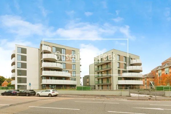 Savoy Place, Farnborough, GU14