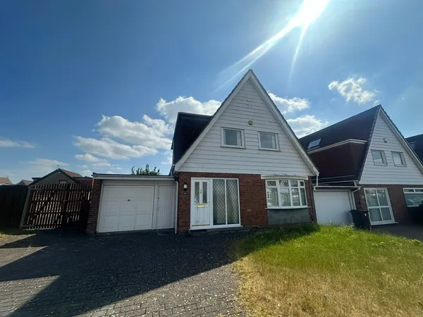 The Round Meade, Maghull, L31 8DZ