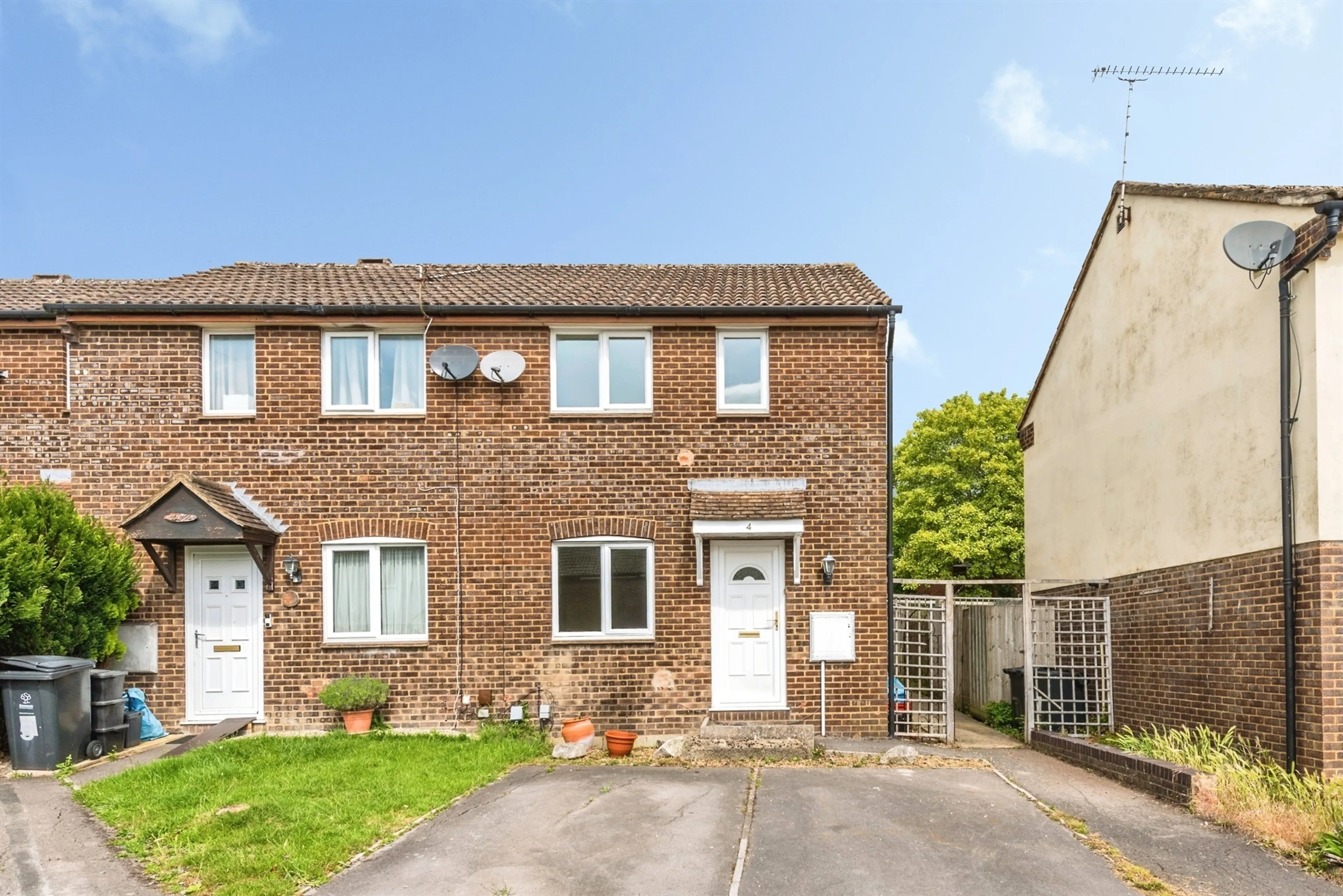 Property photo 0