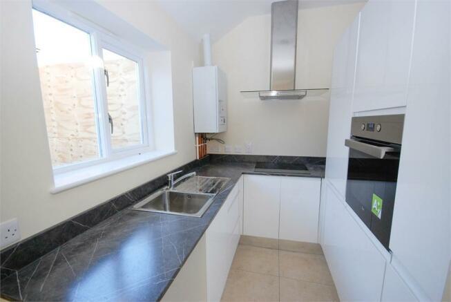 Avenue Road, New Bilton, Rugby, CV21