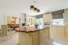 Bath Road, Saltford, BRISTOL