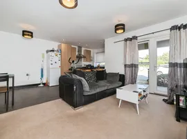 Laxton Close, Southampton thumb 3