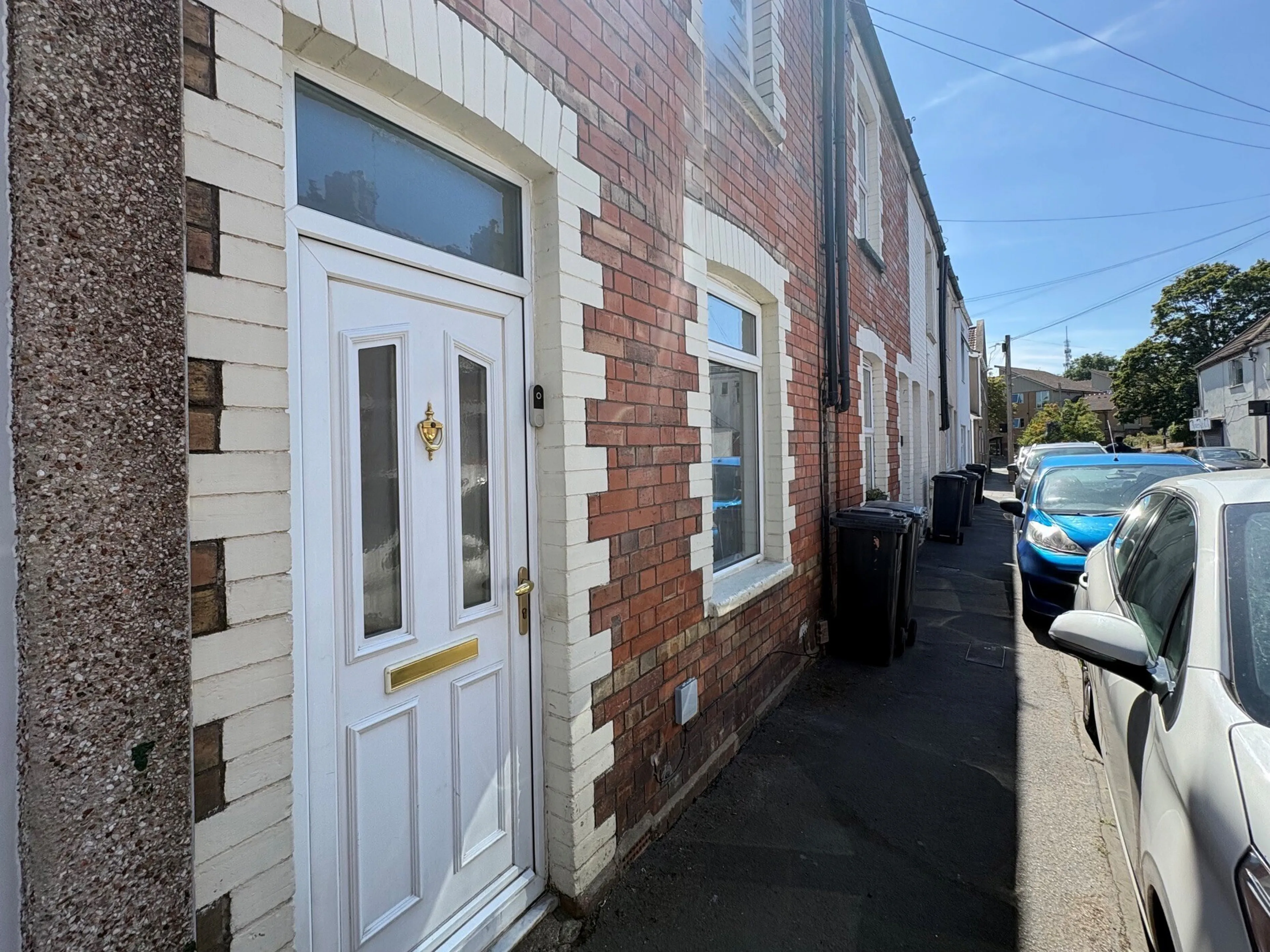 Property photo 0