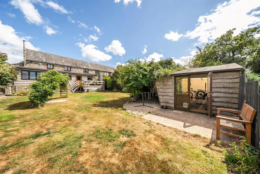 Property Image 8