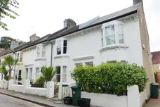 Middle Road, BRIGHTON