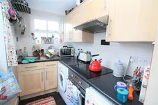 Middle Road, BRIGHTON