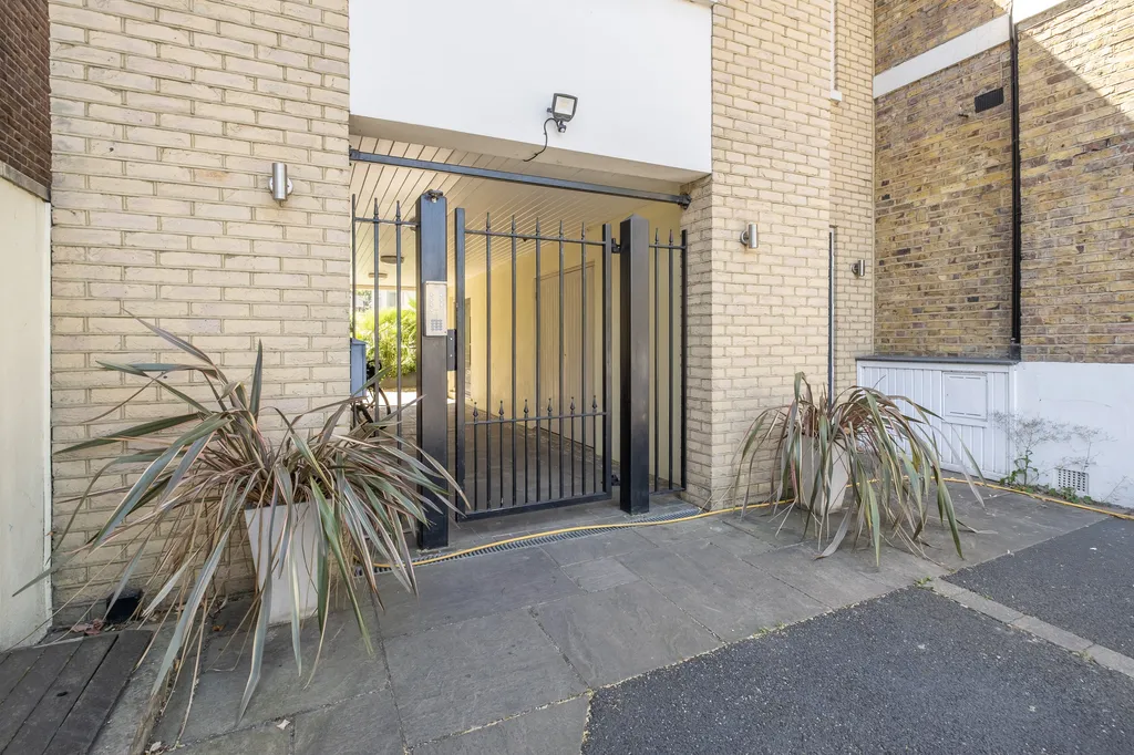 Property photo 12