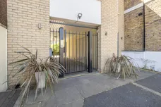 Winchester Walk, London, SW15 photo 11