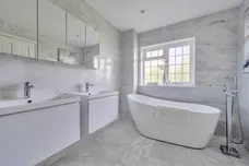 Elm Grove, Maidenhead, SL6 photo 9
