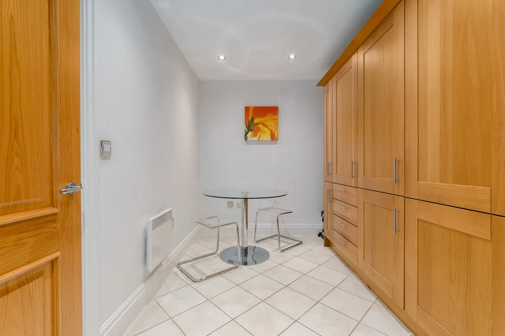 Temple Avenue, London, EC4Y photo 8