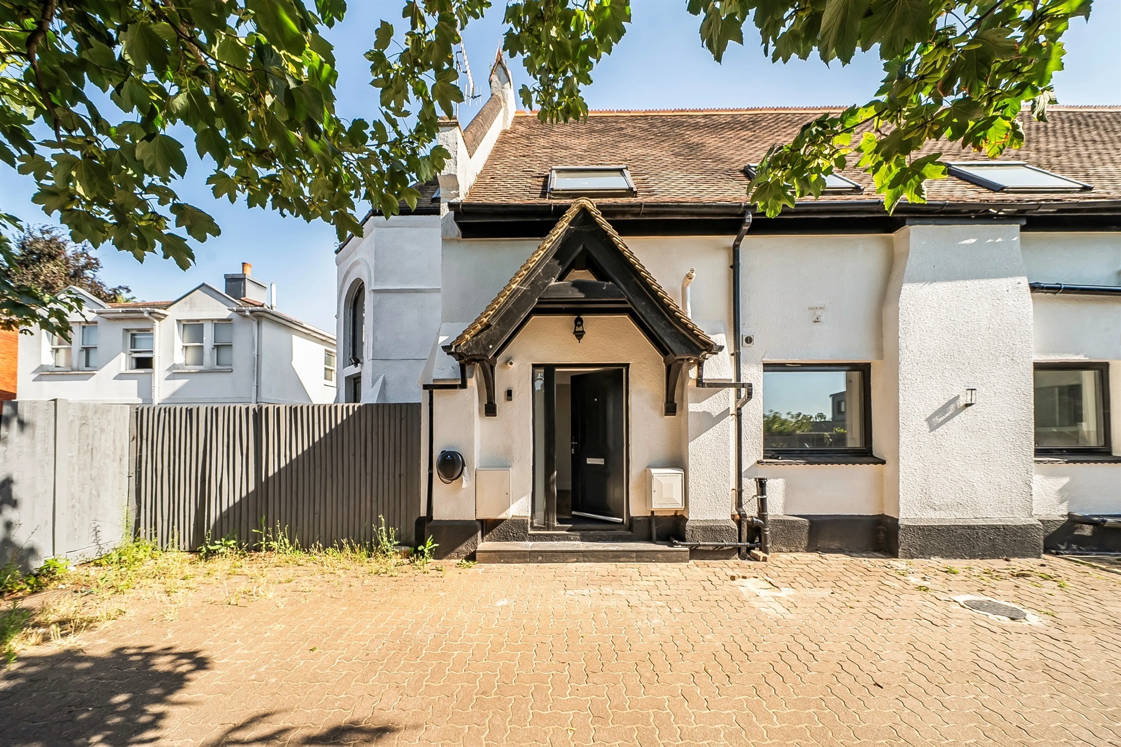 Property photo 0