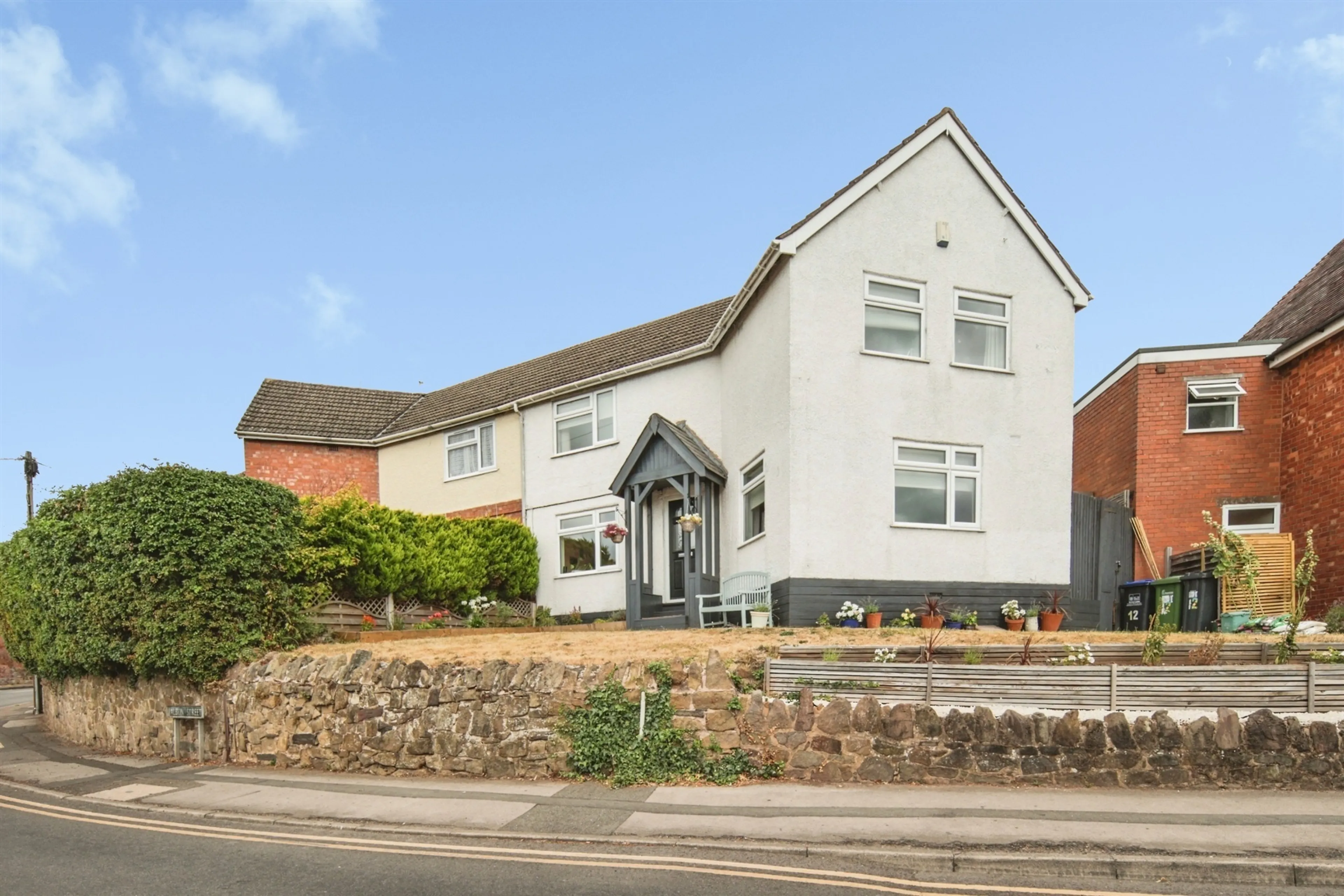 Property photo 0