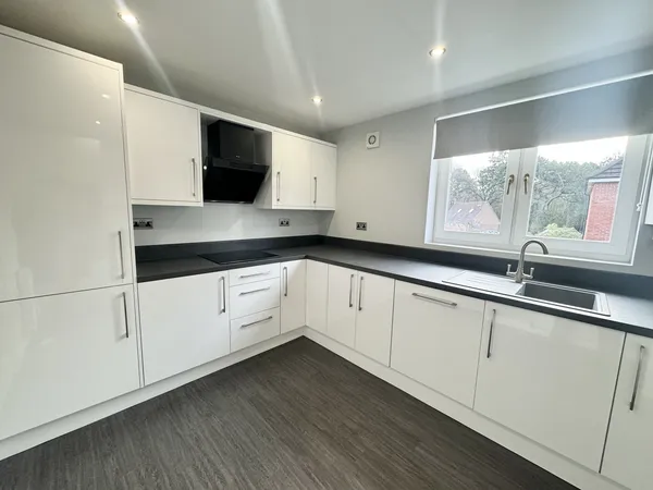 Middlewood Drive East, S6 1RW