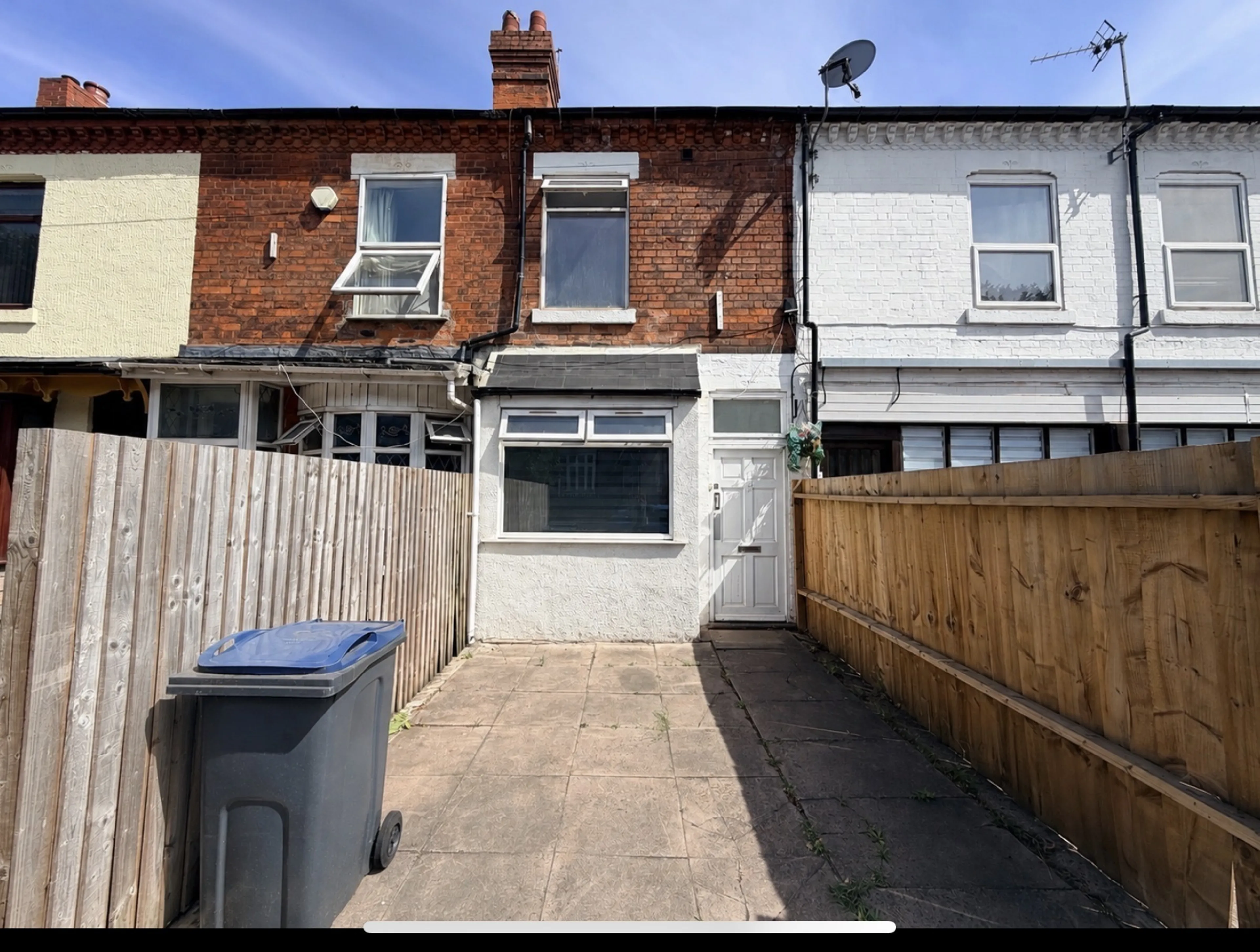 Property photo 0