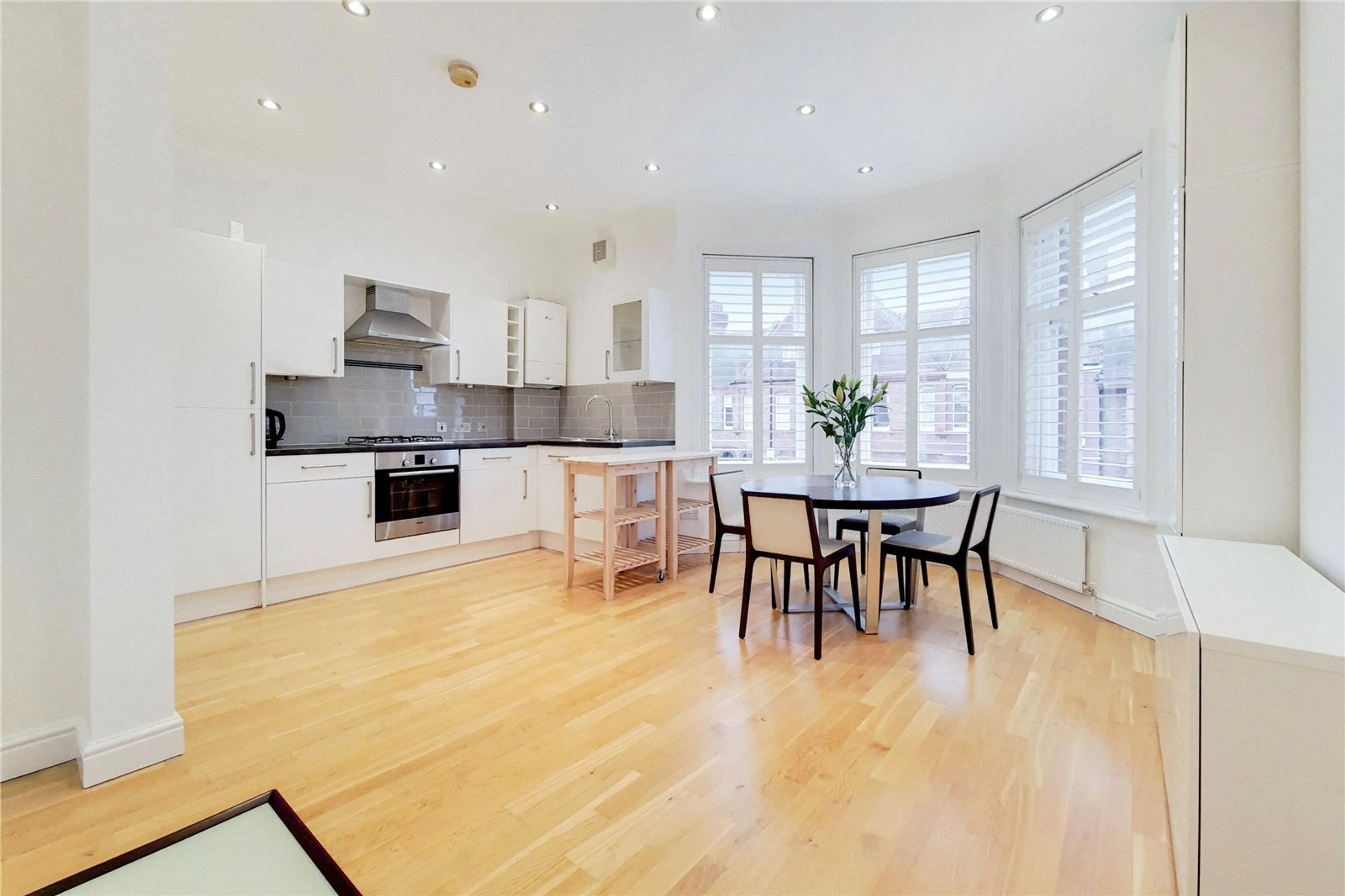 Photo 0