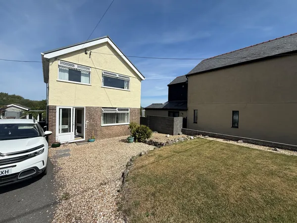 Pontarddulais road, Tycroes, Ammanford