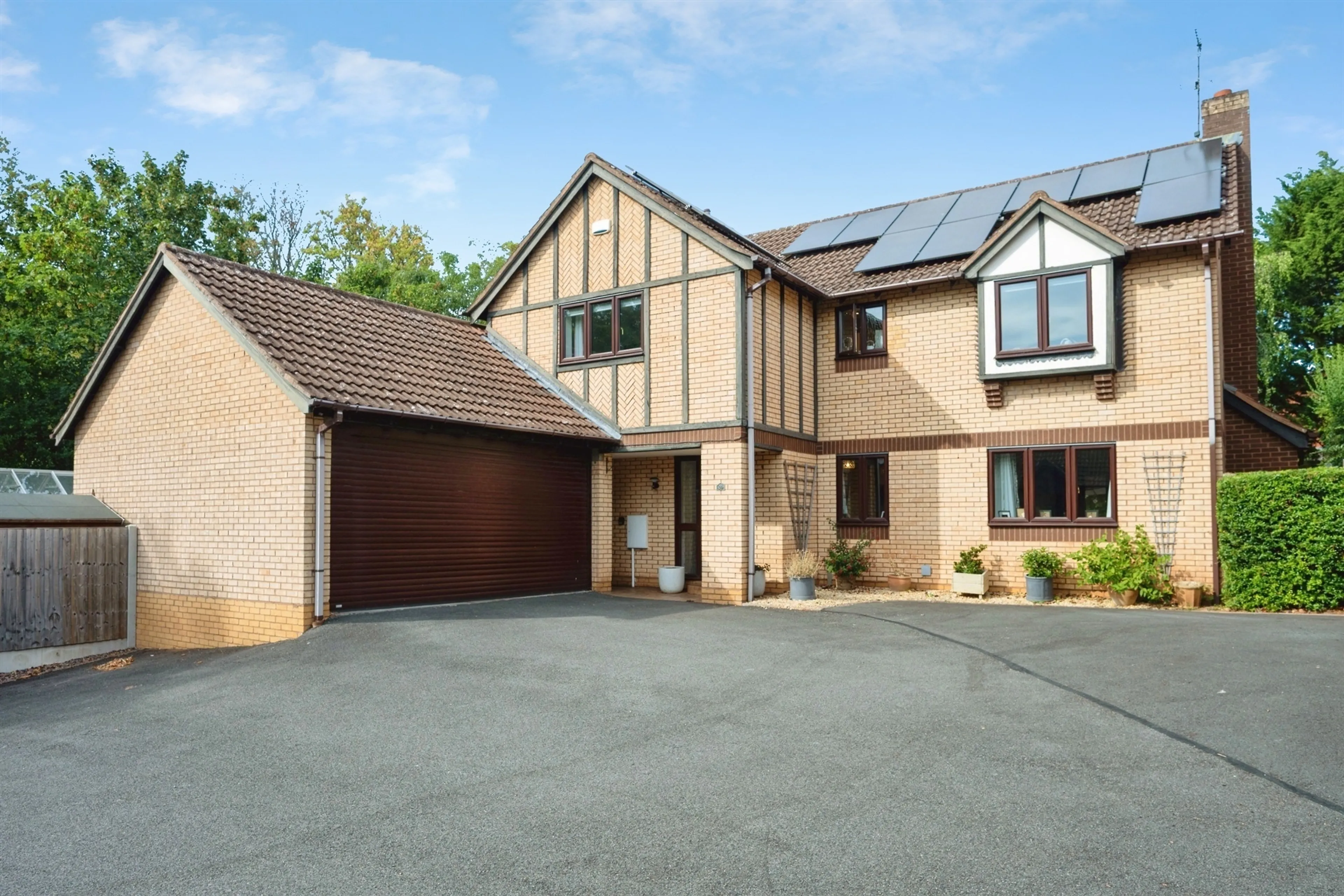Property at Inett Way, Droitwich