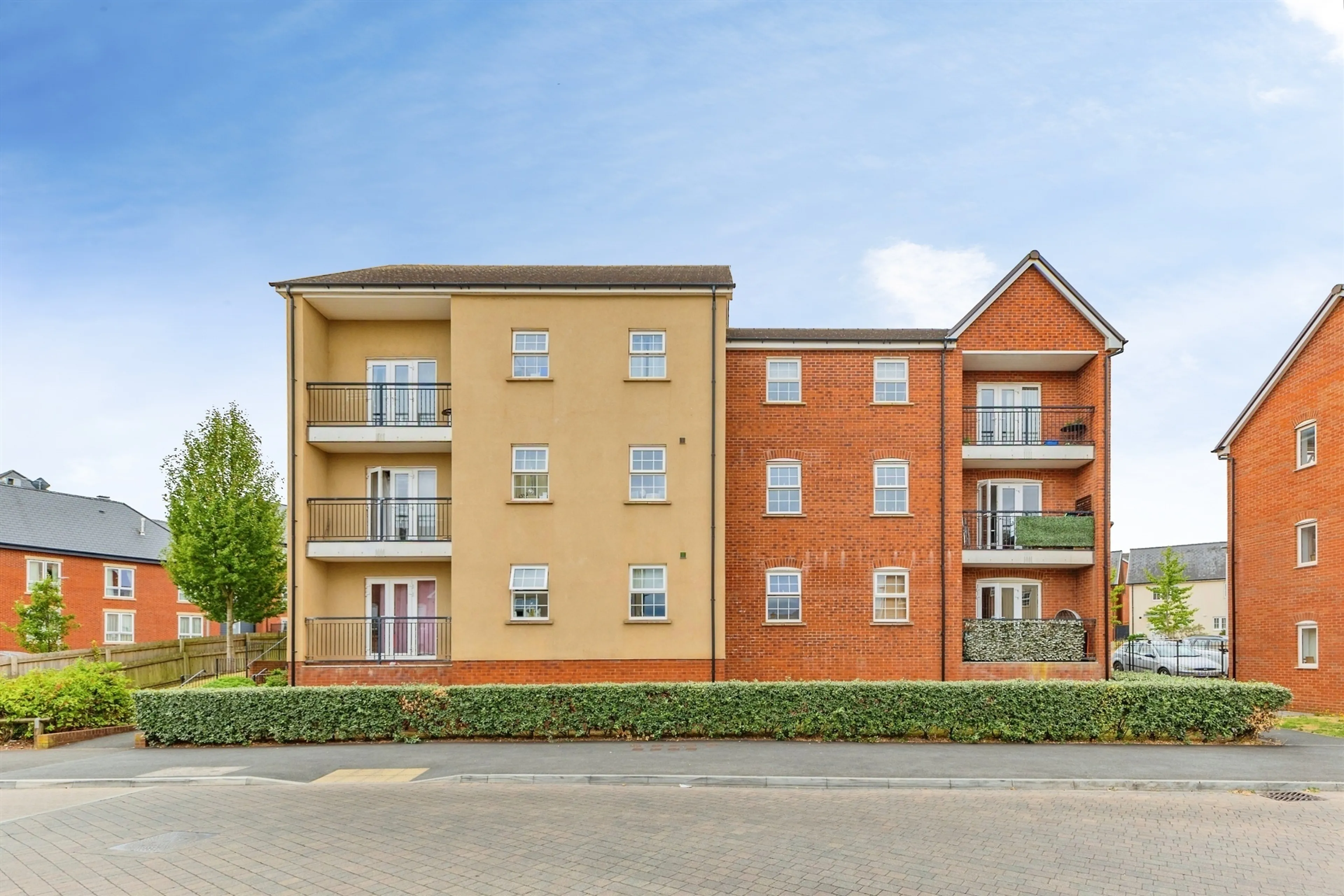 Property photo 0