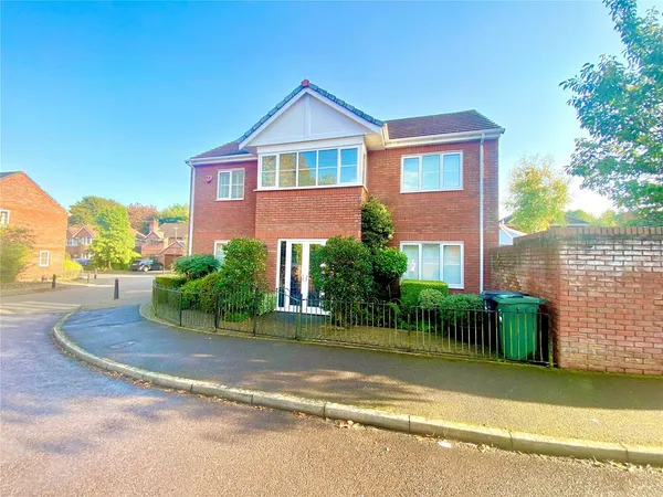 Fitzharding Road, Ham Green, North So...