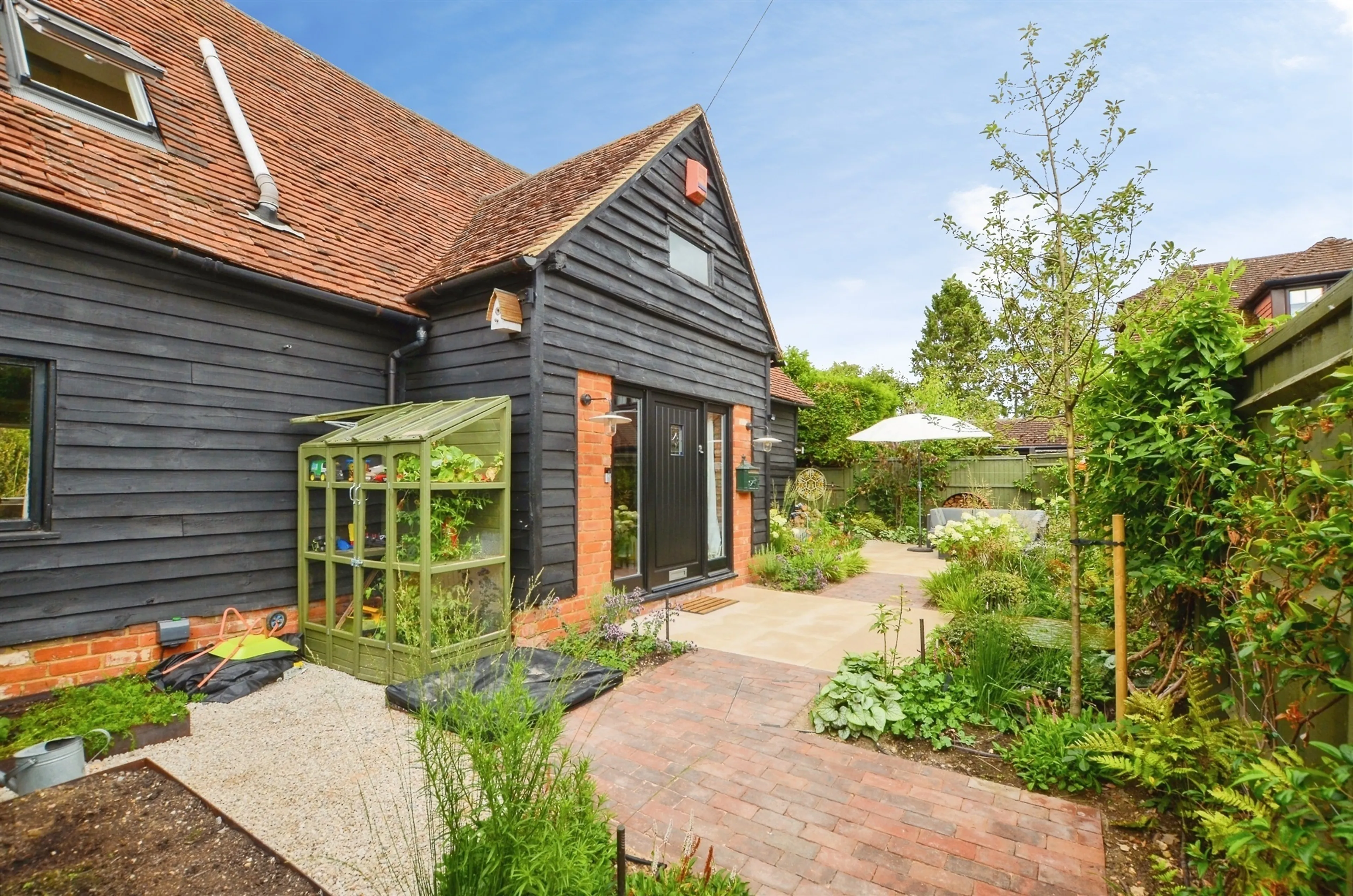 Property photo 0