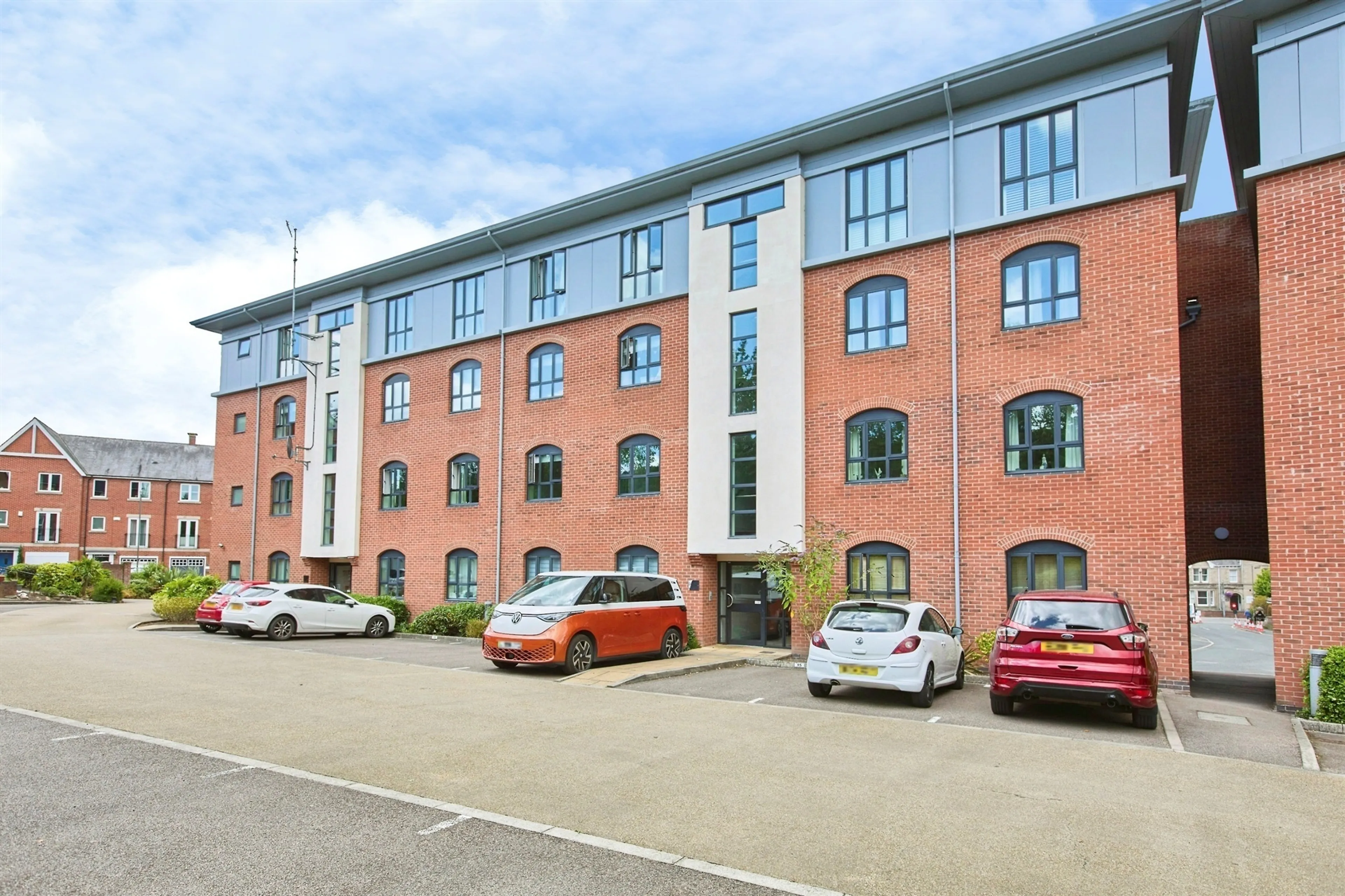 Property photo 0