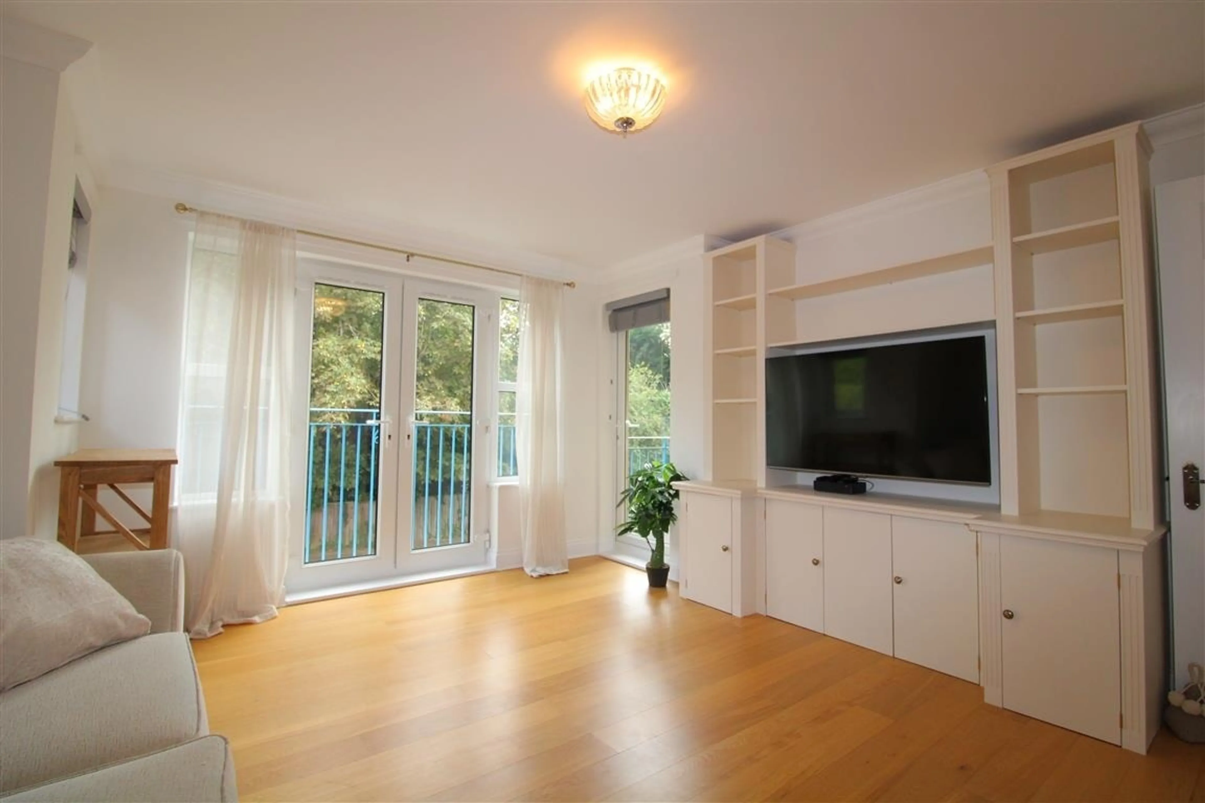 Property at Lower Cookham Road, Maidenhead
