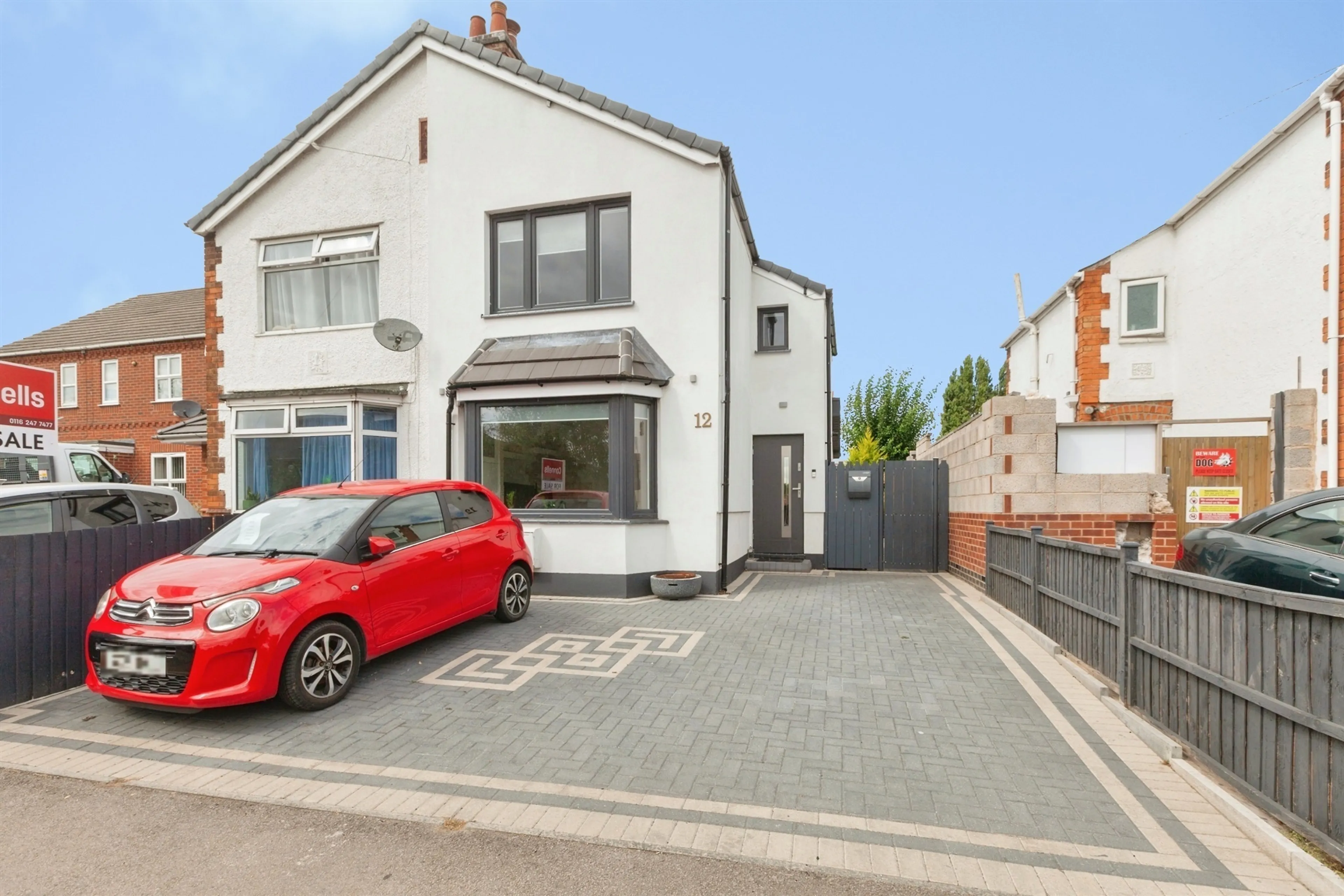 Property photo 0