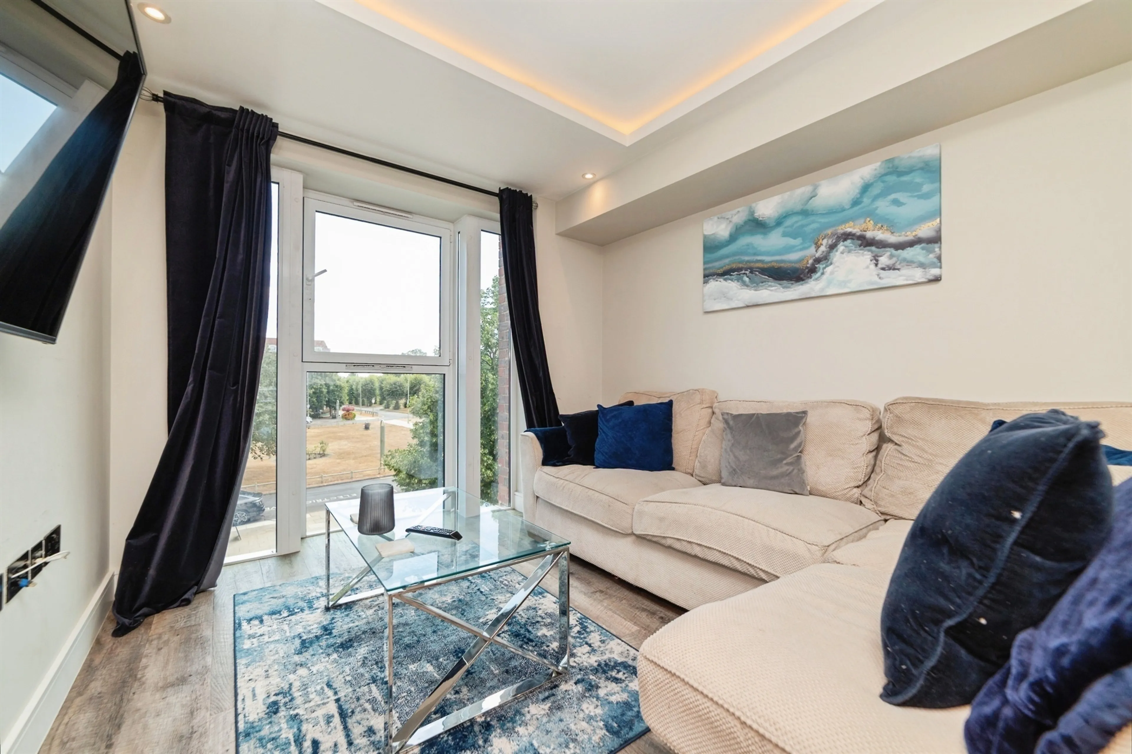 Property at Parkway, Welwyn Garden City