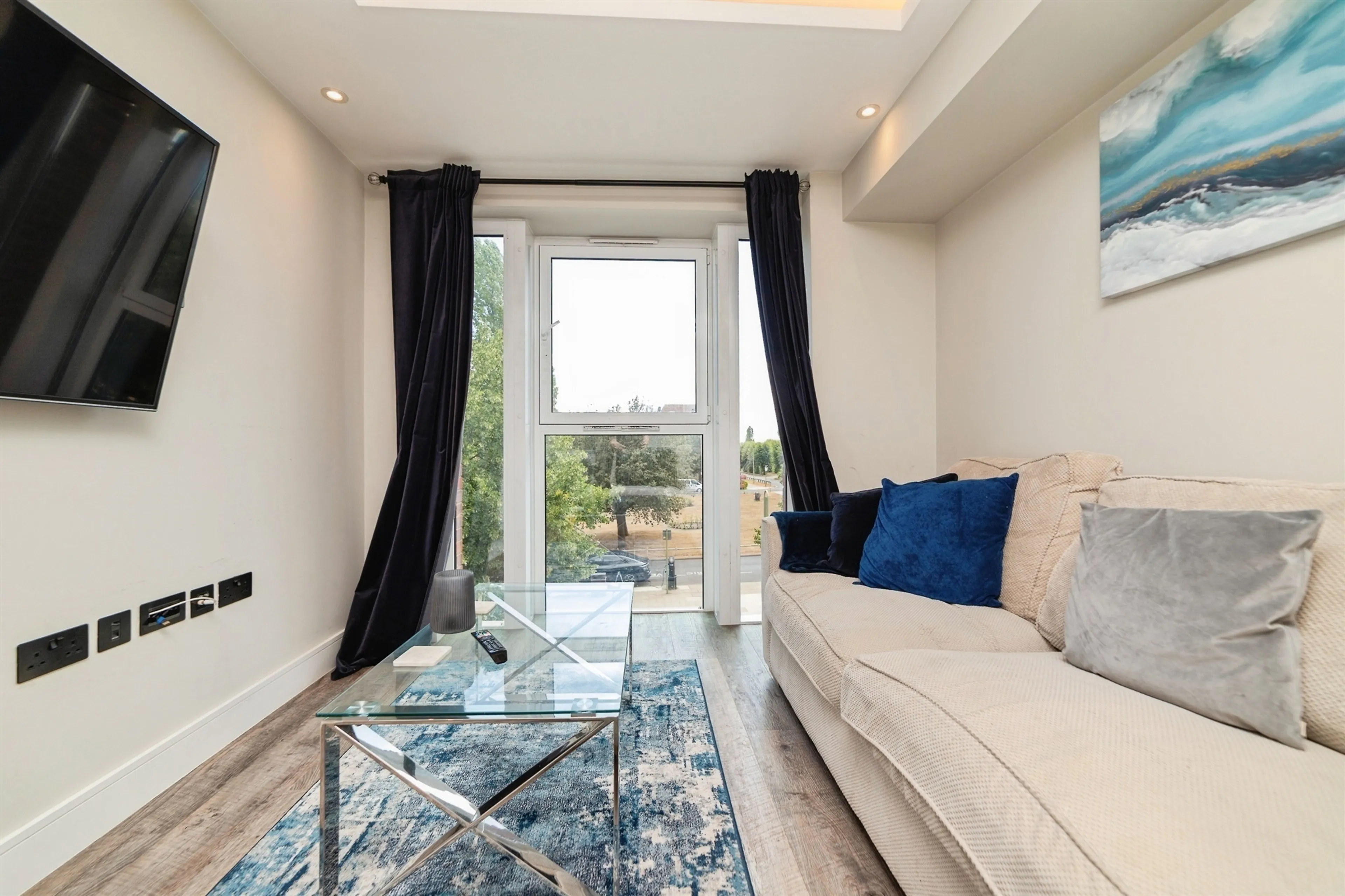 Property at Parkway, Welwyn Garden City