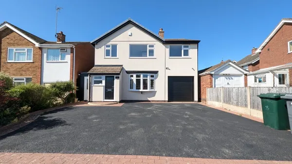 Lyncombe Gardens, Keyworth, NG12