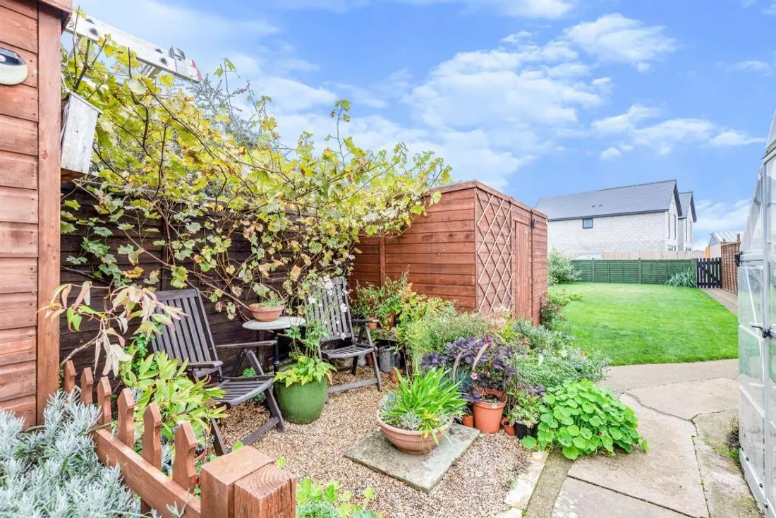 Property photo 11