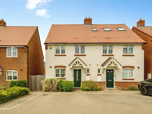 Aragon Way, Broughton, Aylesburyphoto