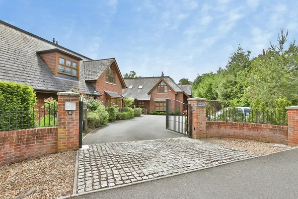 West Moors Road, Ferndown, Dorset, BH22